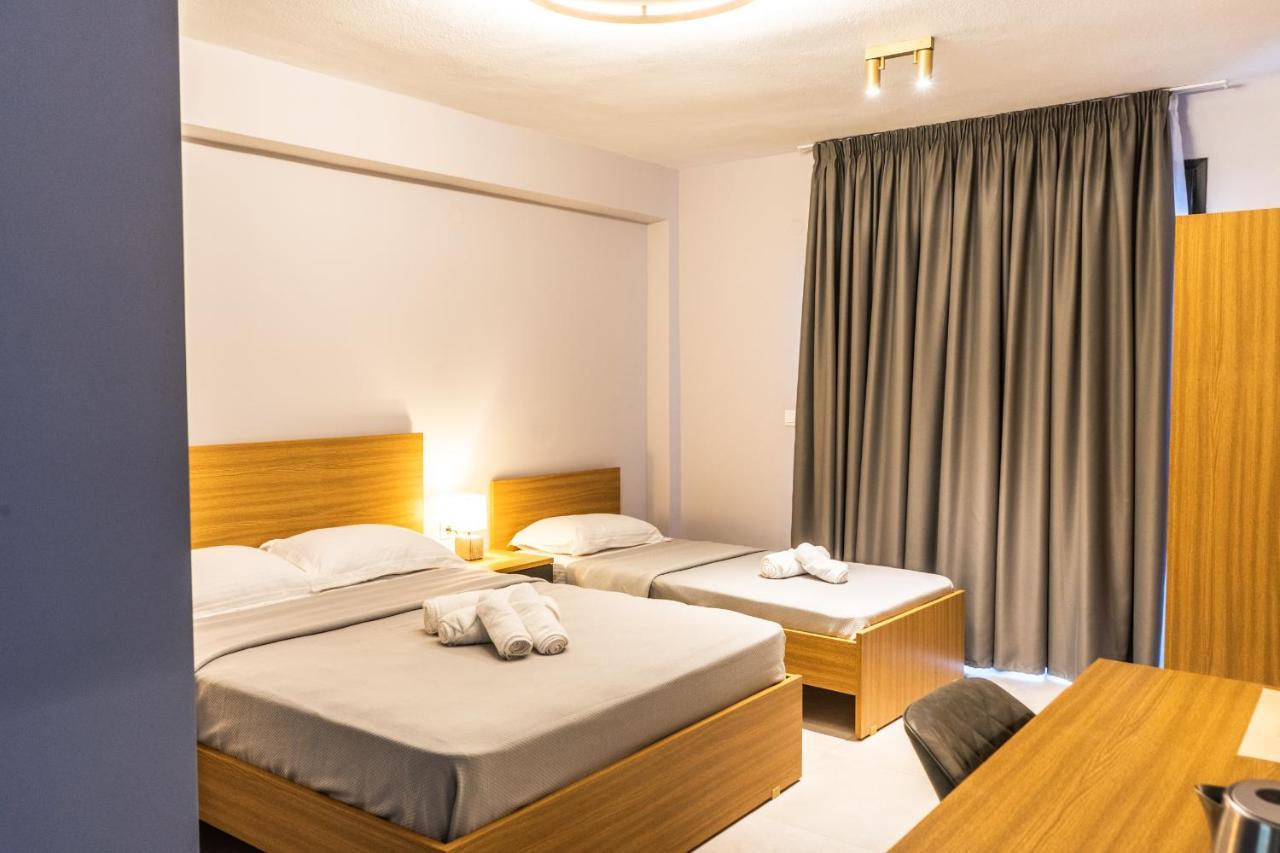 Cynthia Lejlighedshotel Vrasná Eksteriør billede